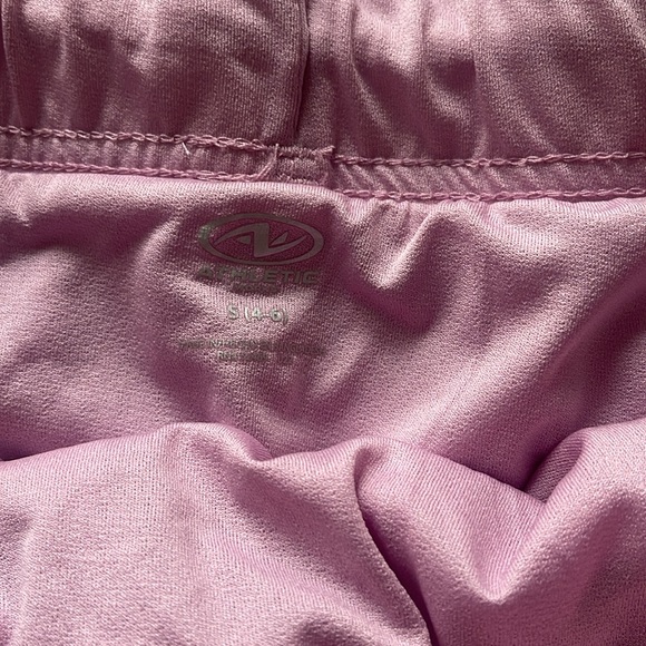 Women’s running shorts, impeccable condition. Selling all three for list price - Picture 9 of 16